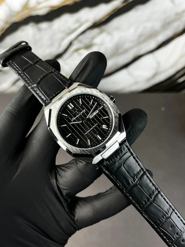 Success Way Day & Date Leather Strap Watch - L220